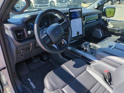 2025 Ford F-150 Lightning Platinum