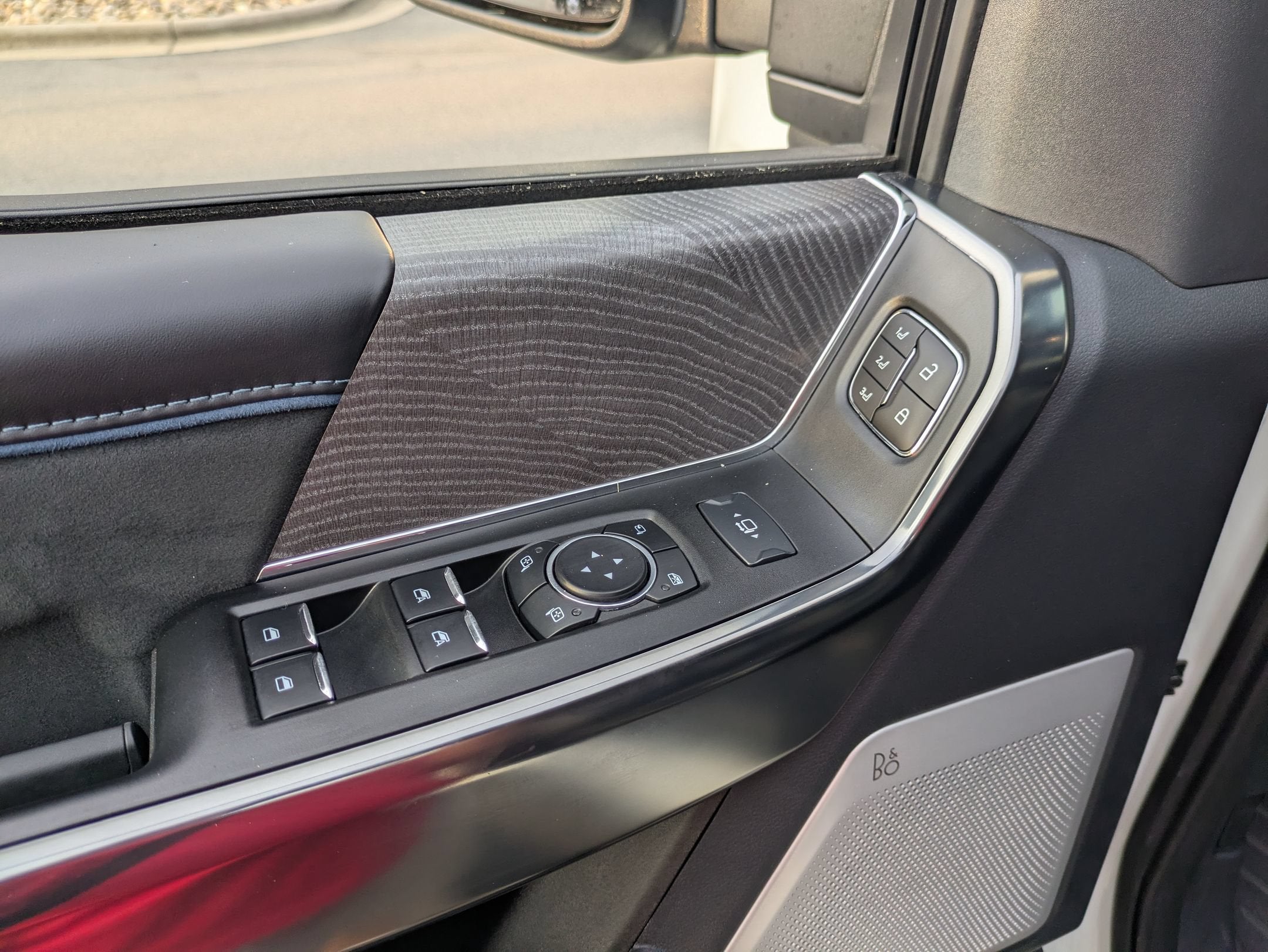 2025 Ford Super Duty F-250 SRW Platinum