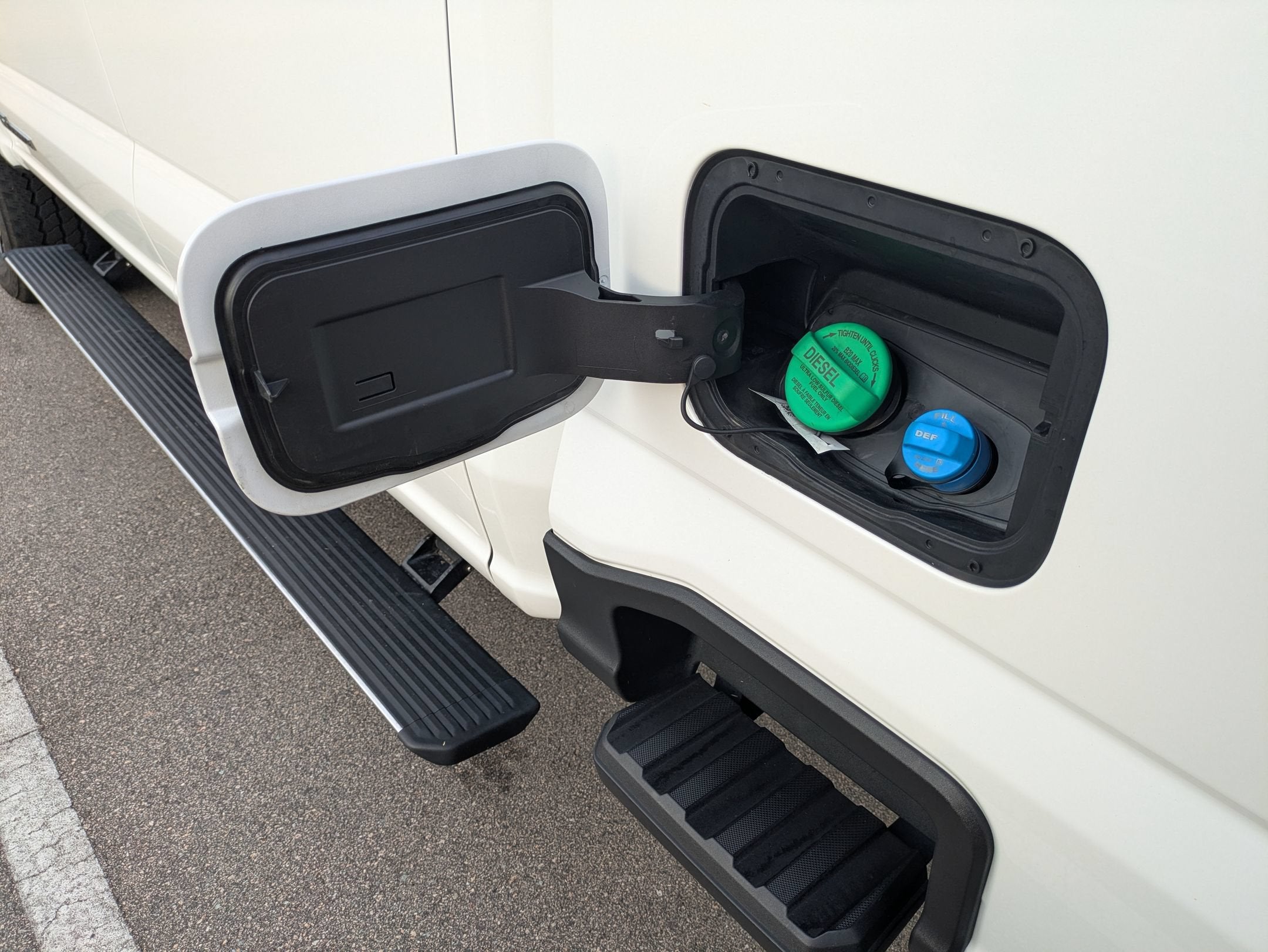 2025 Ford Super Duty F-250 SRW Platinum