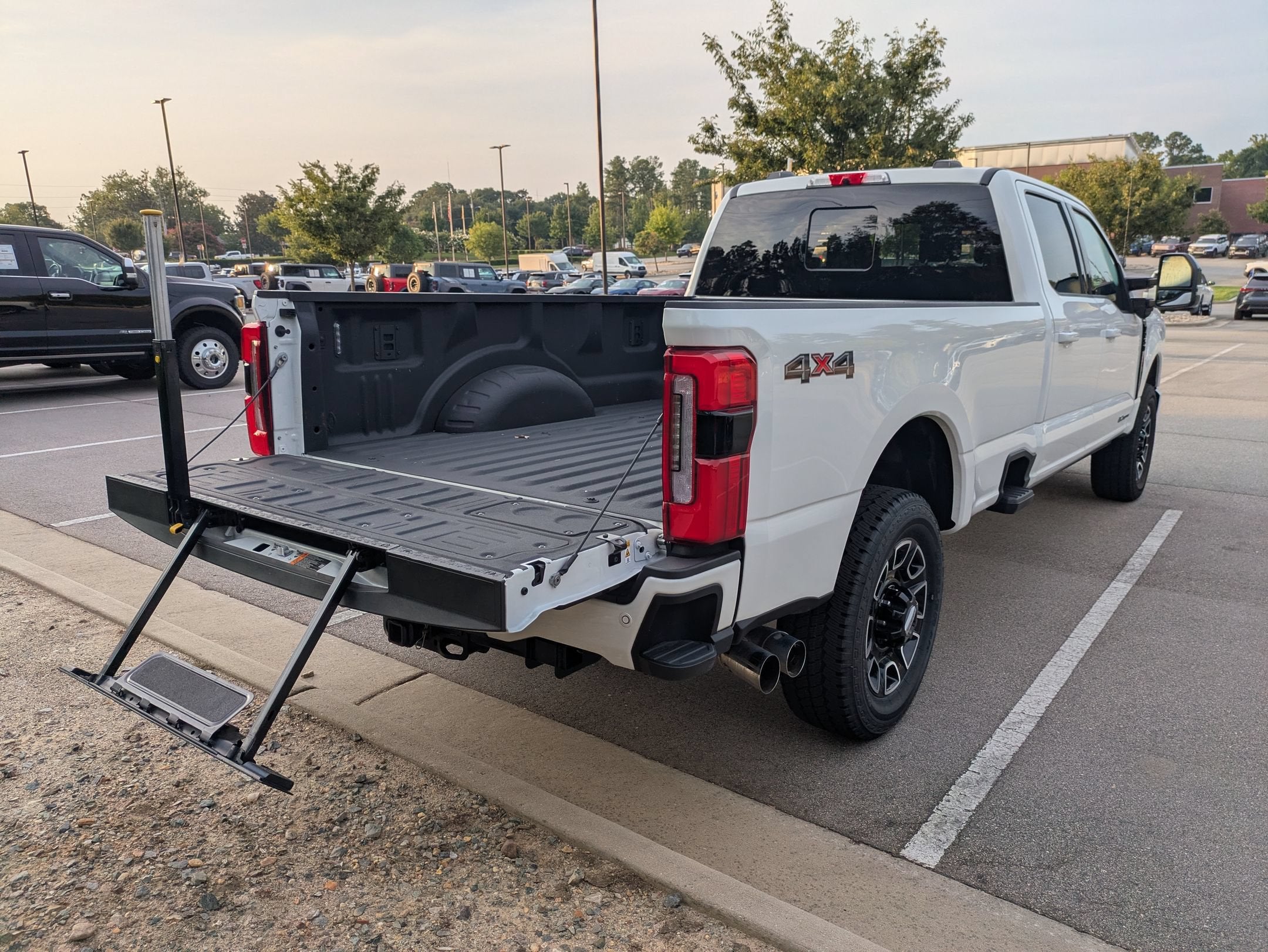 2025 Ford Super Duty F-250 SRW Platinum