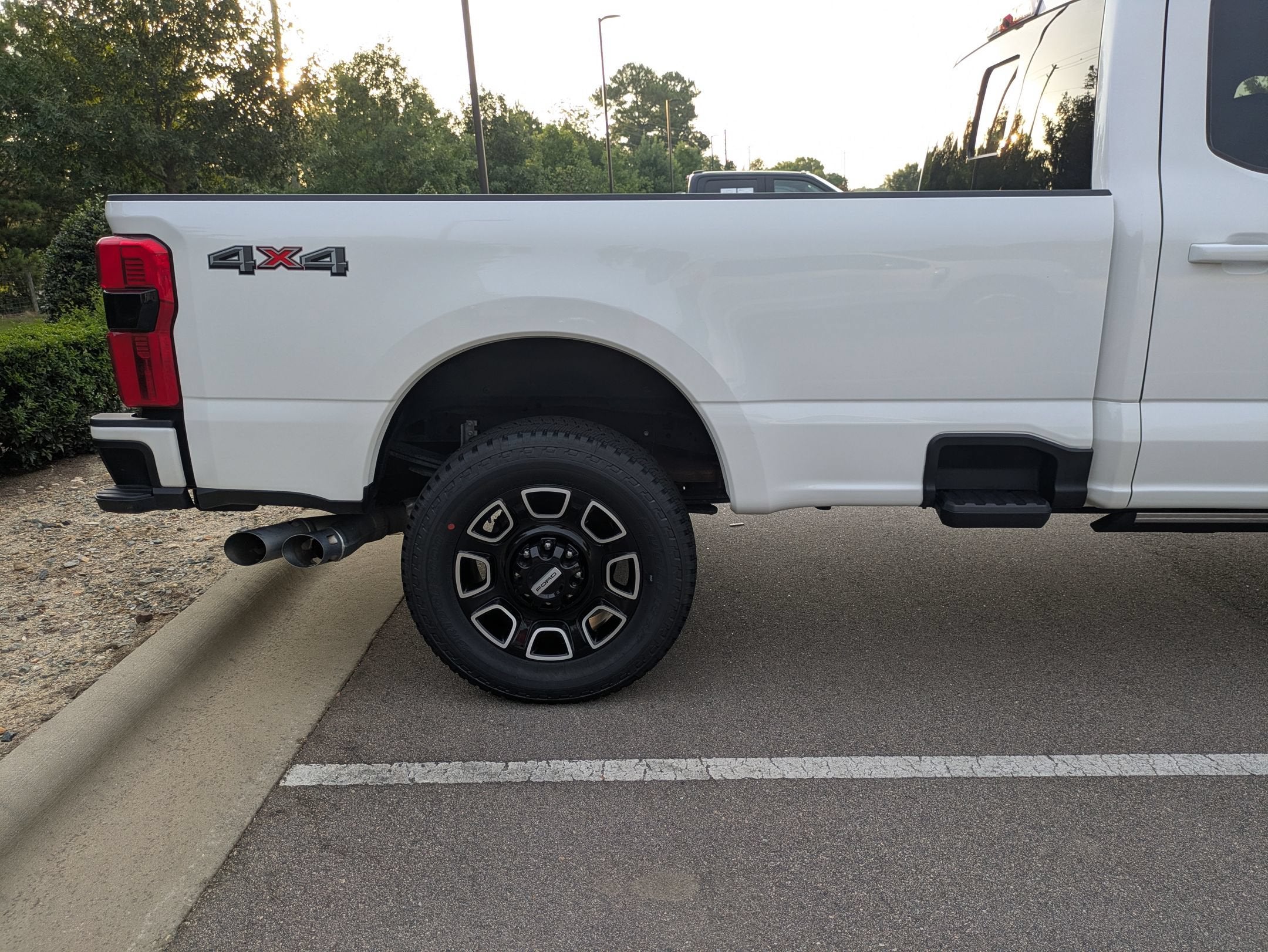 2025 Ford Super Duty F-250 SRW Platinum