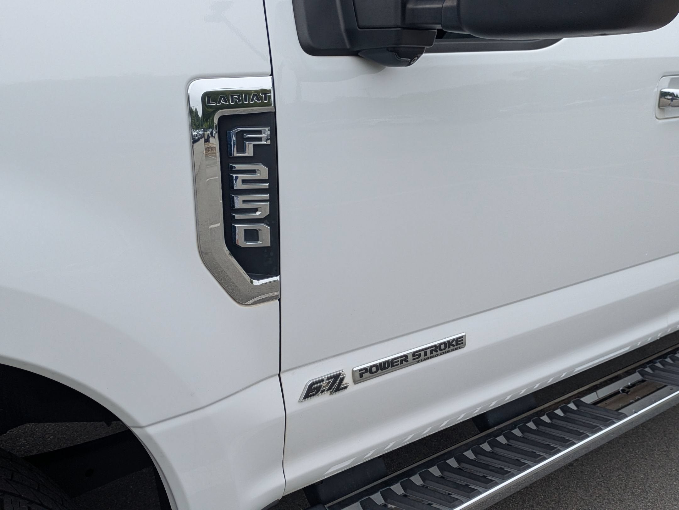 2017 Ford Super Duty F-250 SRW Lariat