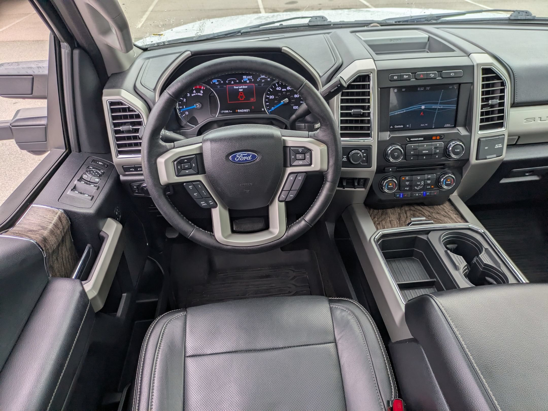 2017 Ford Super Duty F-250 SRW Lariat