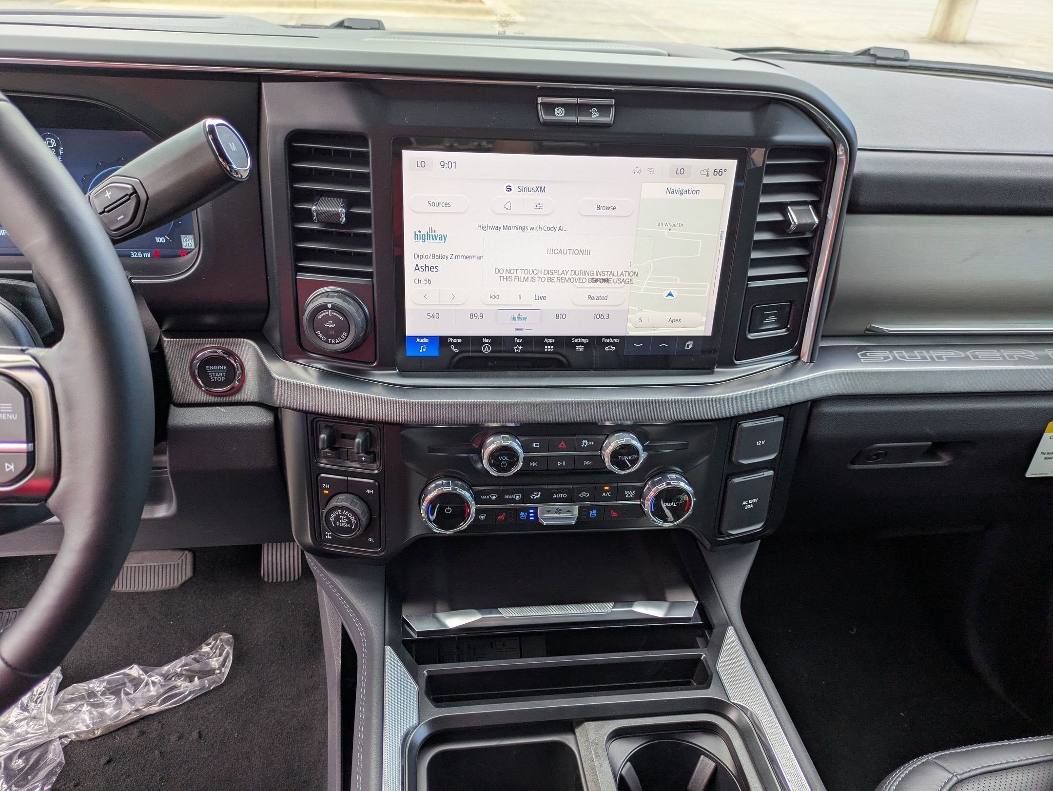 2026 Ford Super Duty F-250 SRW Platinum