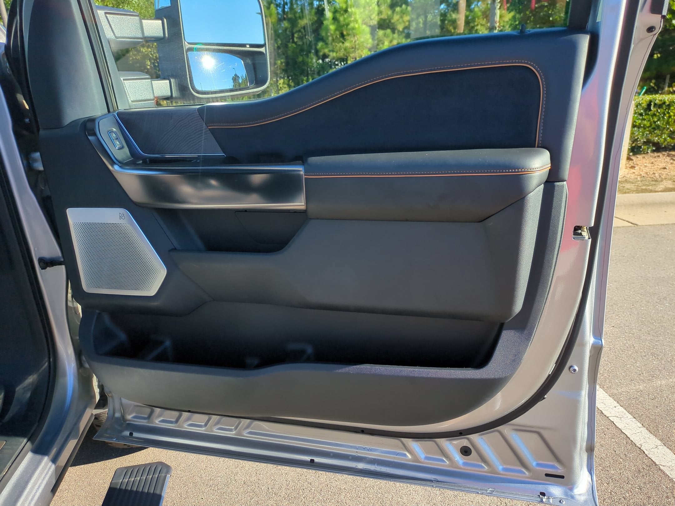 2024 Ford Super Duty F-250 SRW Platinum