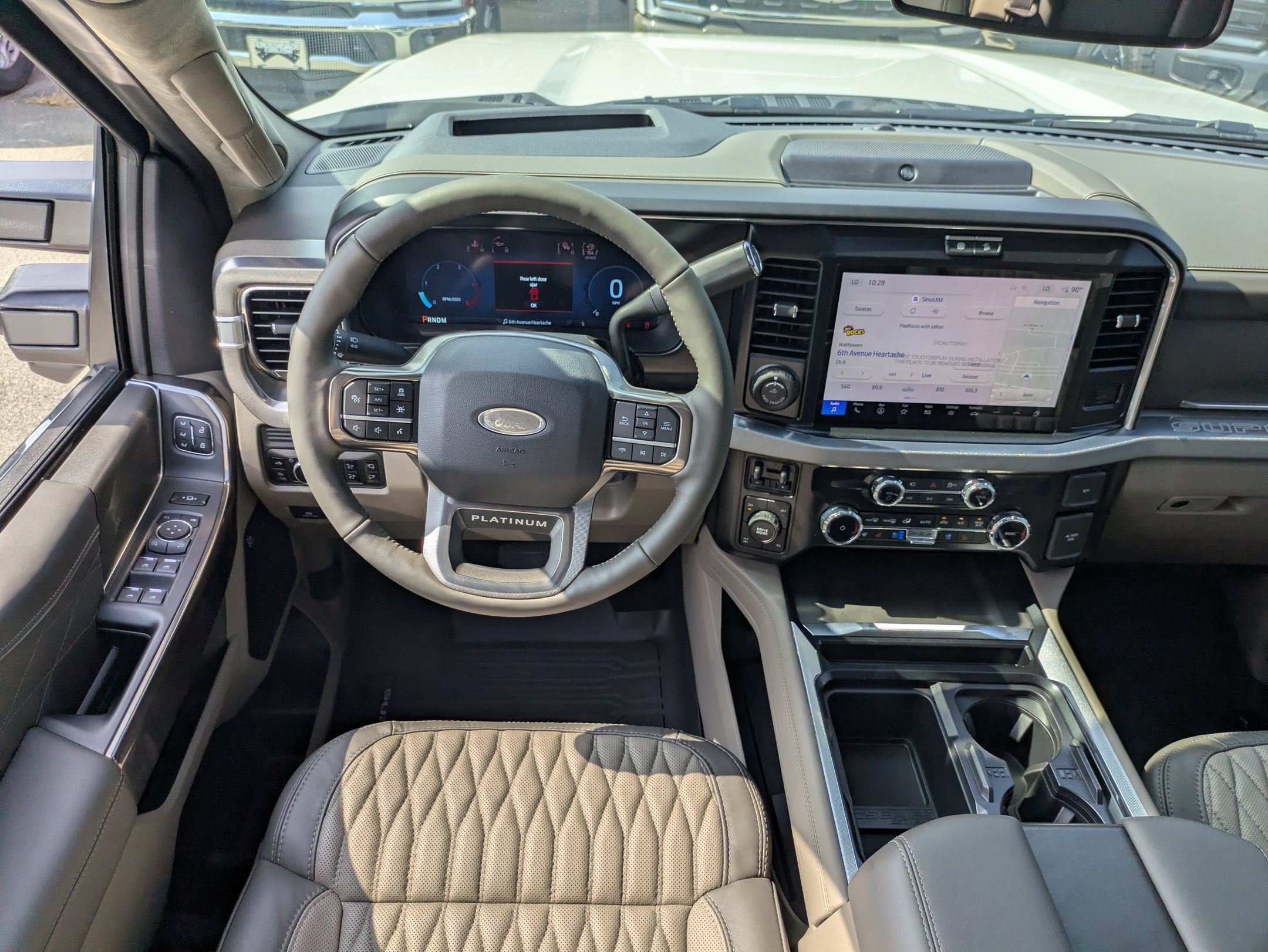 2026 Ford Super Duty F-250 SRW Platinum