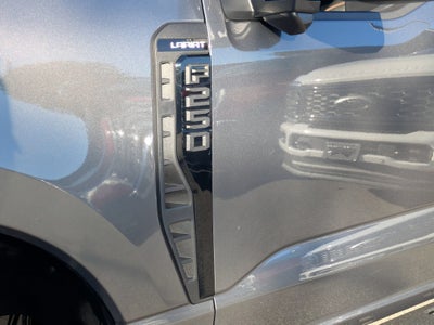 2027 Ford Super Duty F-250 SRW LARIAT