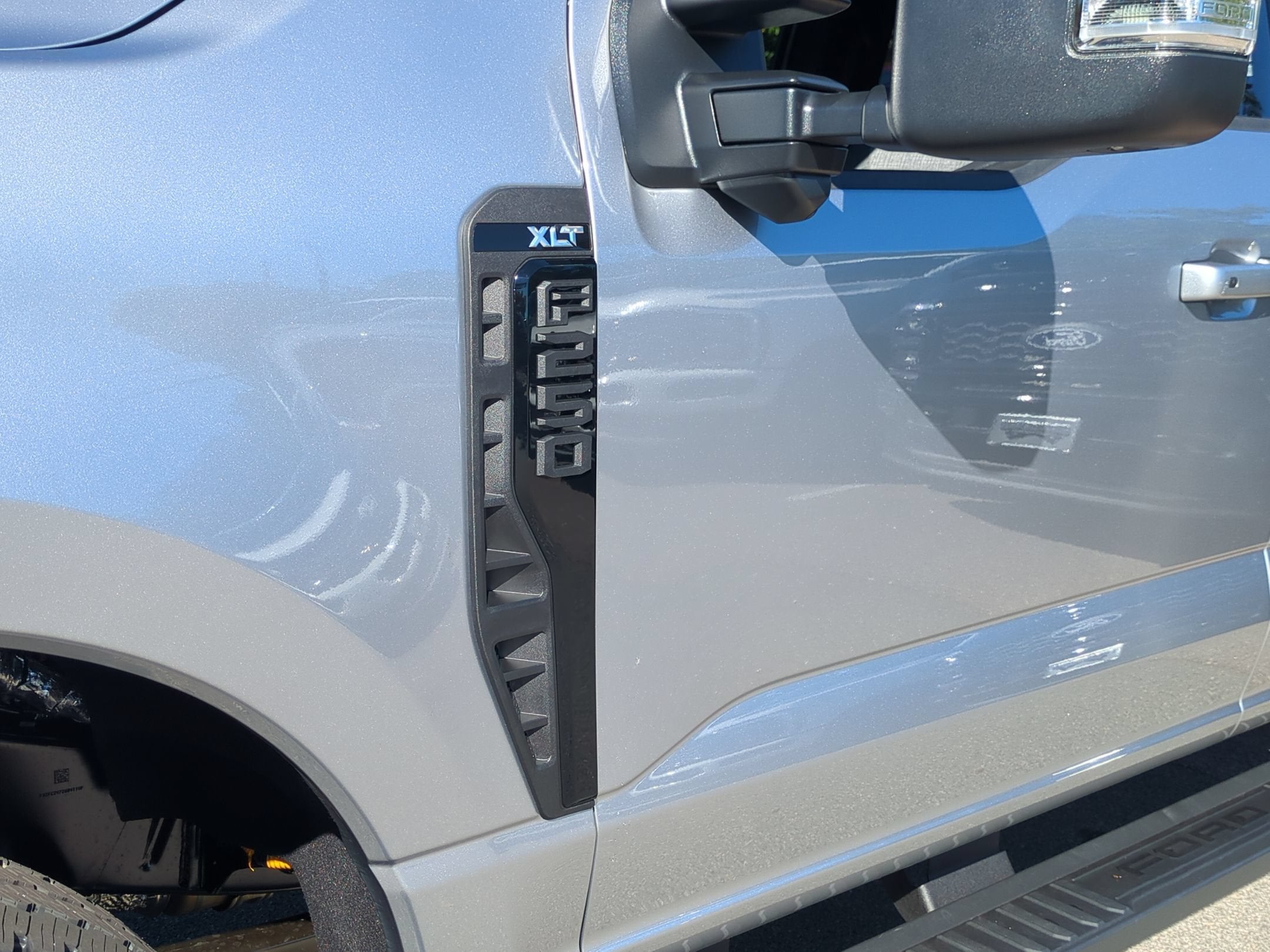 2027 Ford Super Duty F-250 SRW XLT