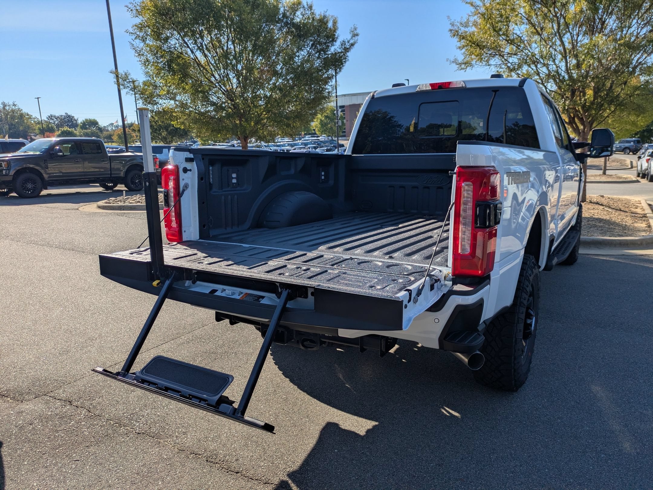 2027 Ford Super Duty F-250 SRW LARIAT