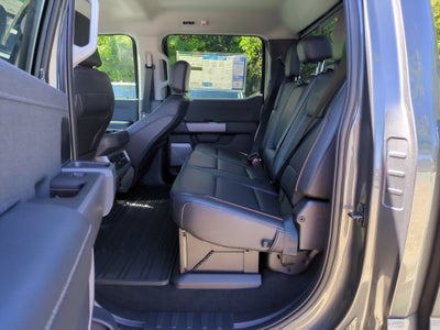 2027 Ford Super Duty F-250 SRW LARIAT