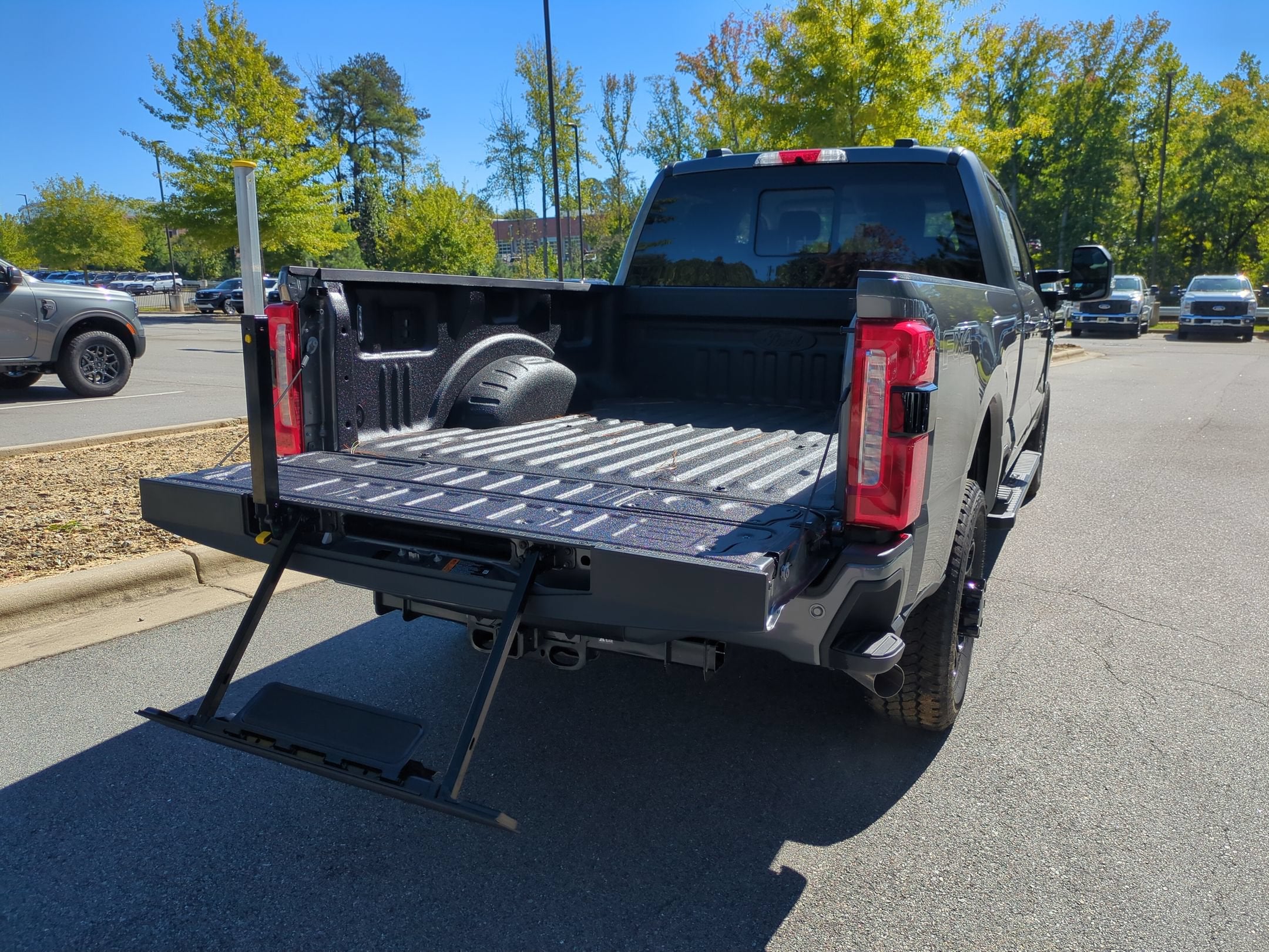2027 Ford Super Duty F-250 SRW LARIAT