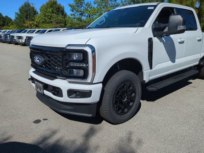 2027 Ford Super Duty F-250 SRW XLT