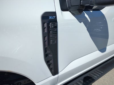 2027 Ford Super Duty F-250 SRW XLT