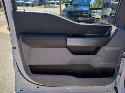 2027 Ford Super Duty F-250 SRW XLT