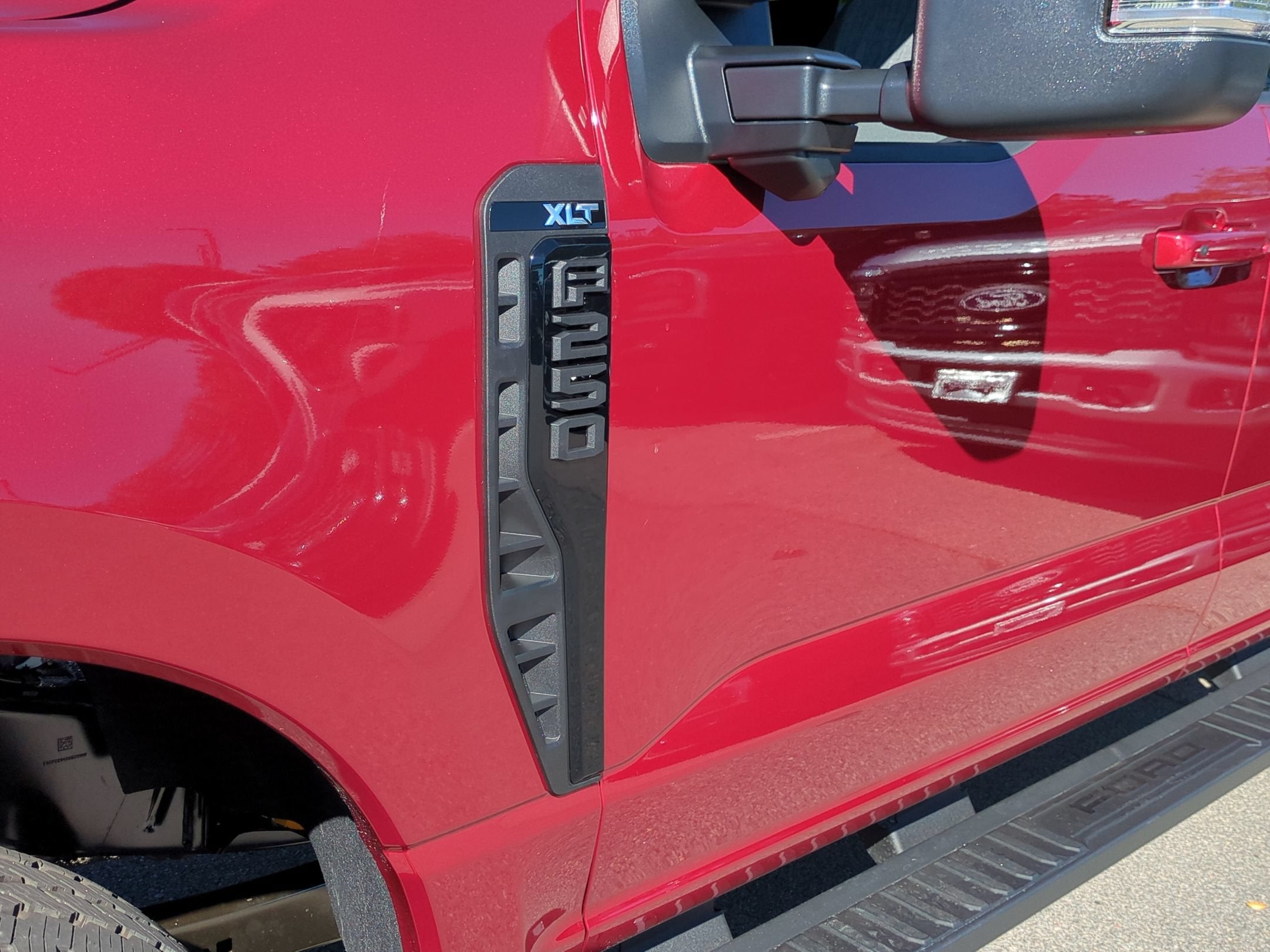 2027 Ford Super Duty F-250 SRW XLT