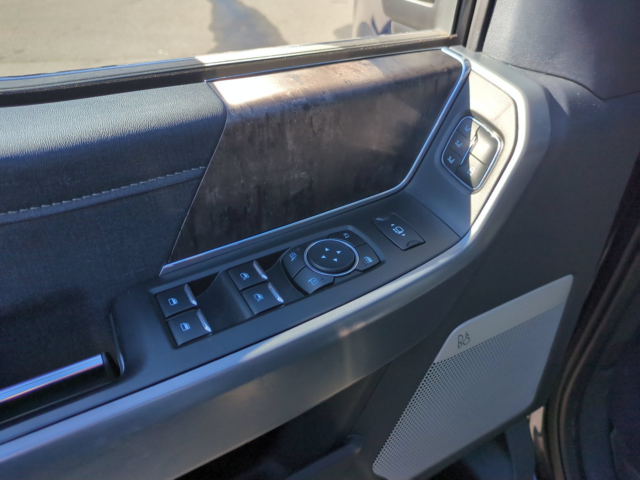 2024 Ford Super Duty F-250 SRW LARIAT