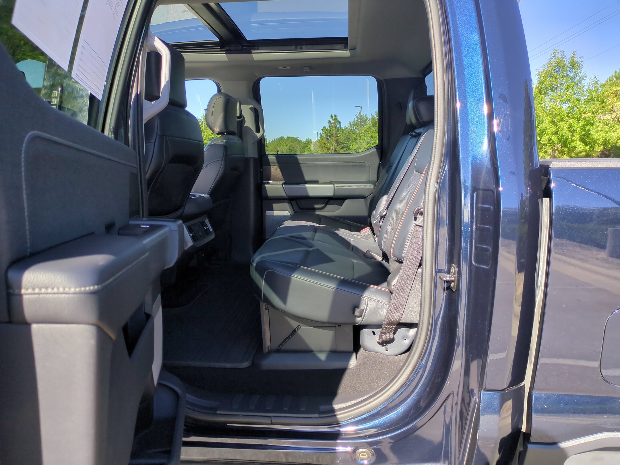 2024 Ford Super Duty F-250 SRW LARIAT