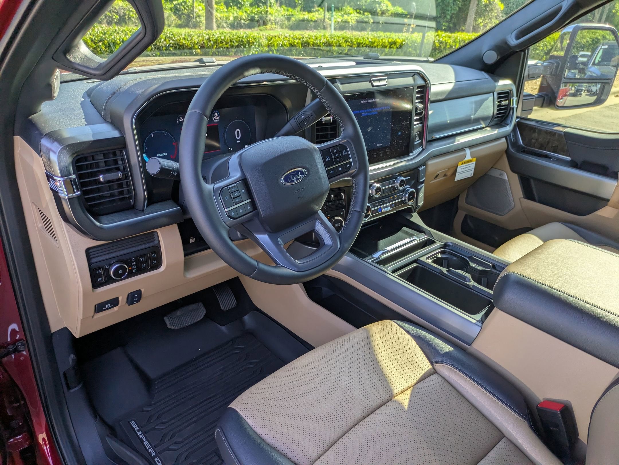 2026 Ford Super Duty F-250 SRW LARIAT - Crossroads Courtesy Demo