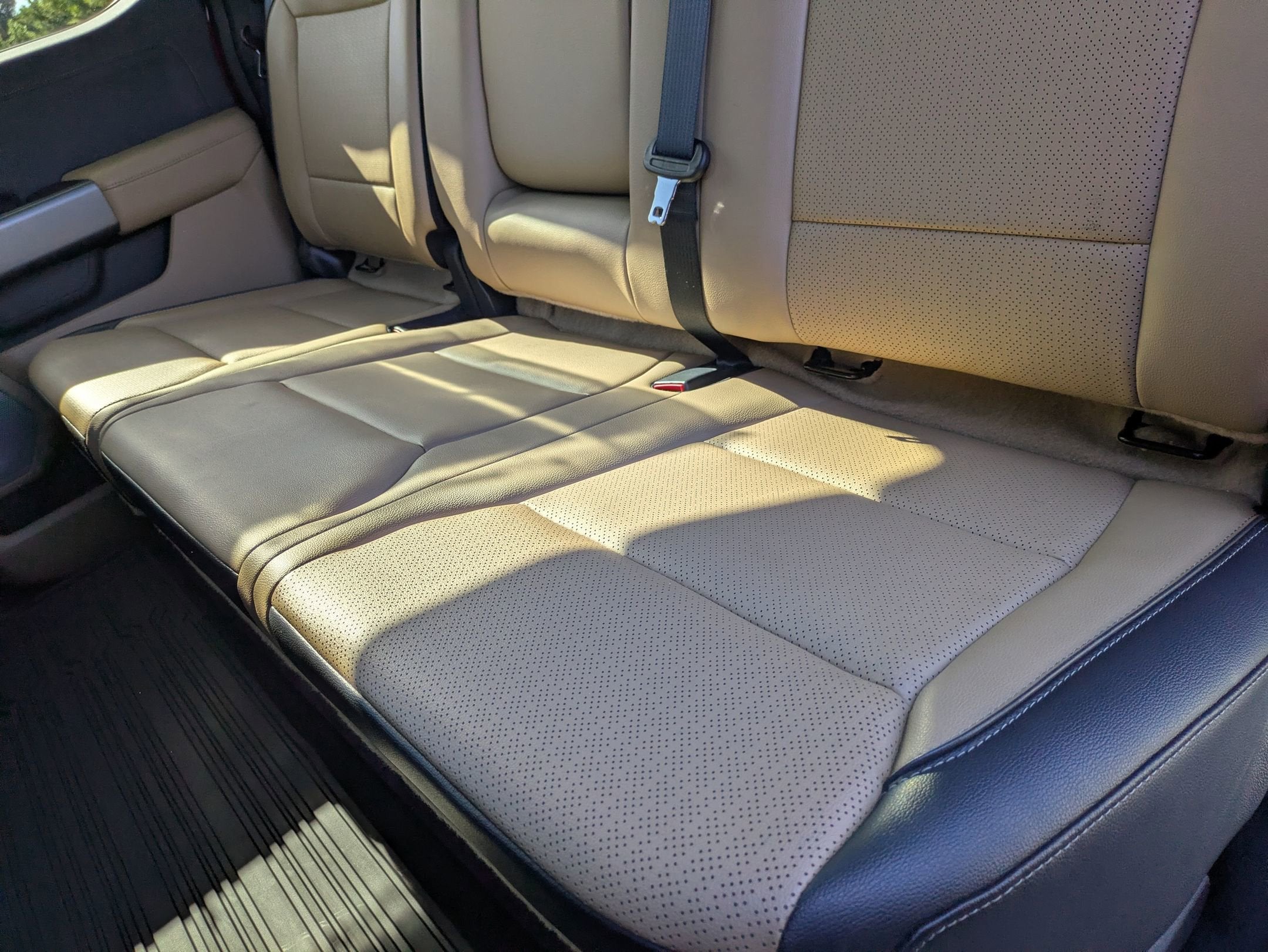 2026 Ford Super Duty F-250 SRW LARIAT - Crossroads Courtesy Demo