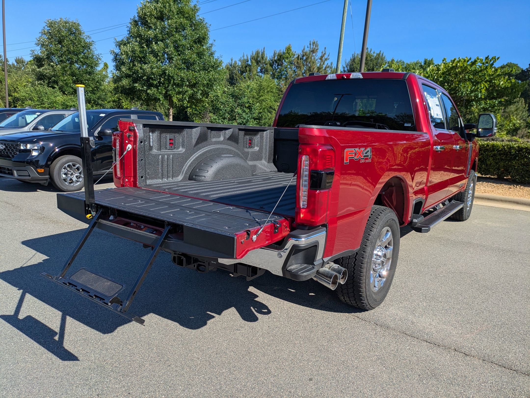 2026 Ford Super Duty F-250 SRW LARIAT - Crossroads Courtesy Demo