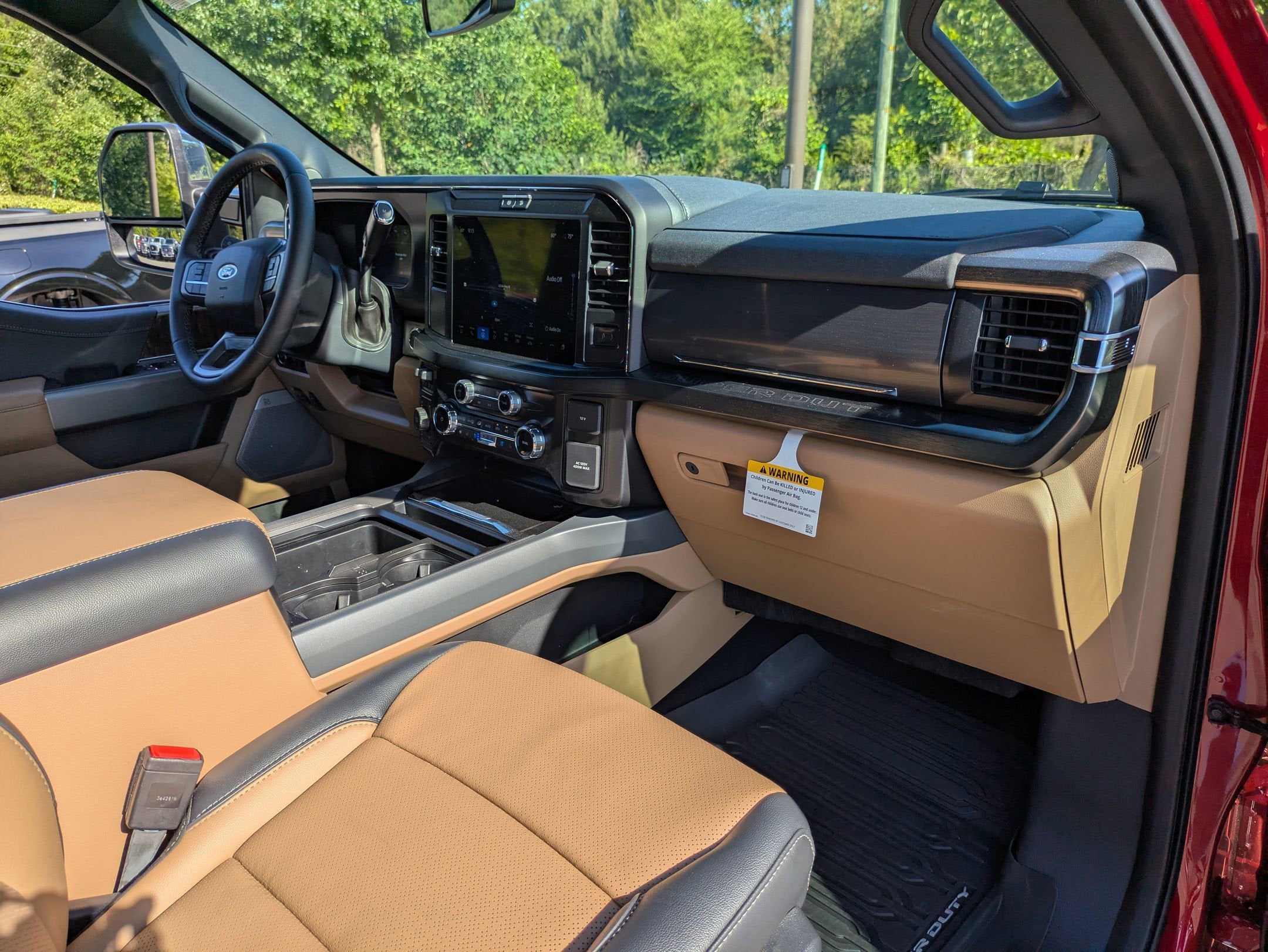 2026 Ford Super Duty F-250 SRW LARIAT - Crossroads Courtesy Demo