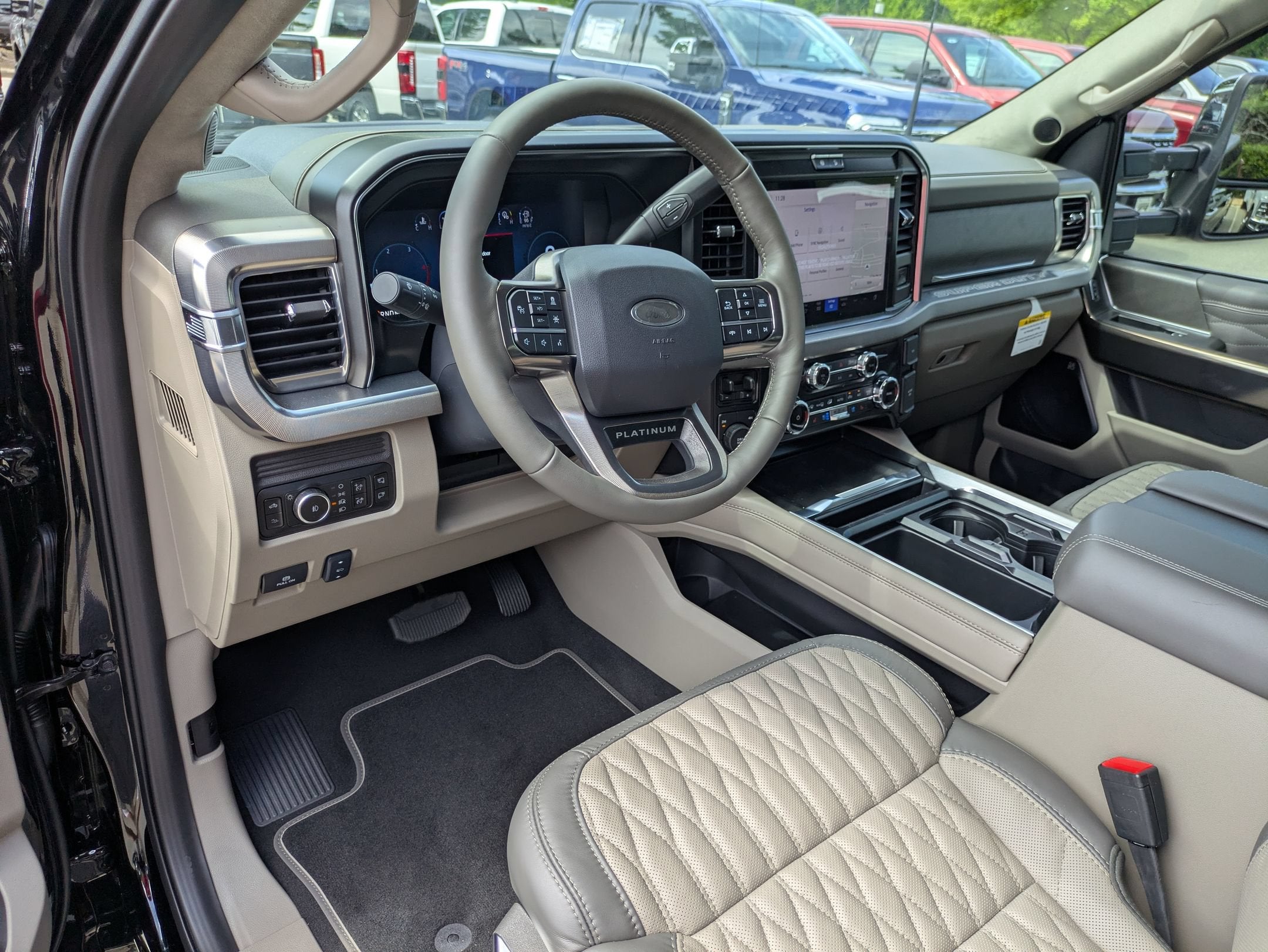 2026 Ford Super Duty F-350 SRW Platinum