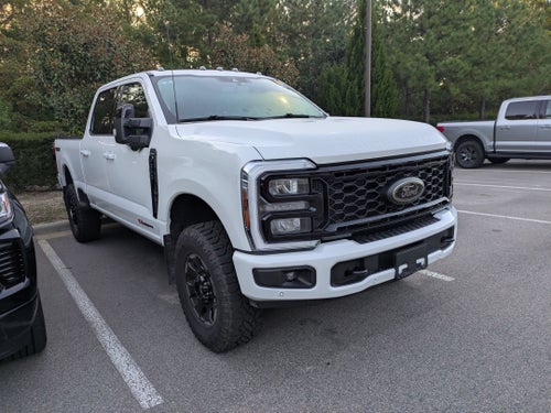 2025 Ford Super Duty F-350 SRW LARIAT