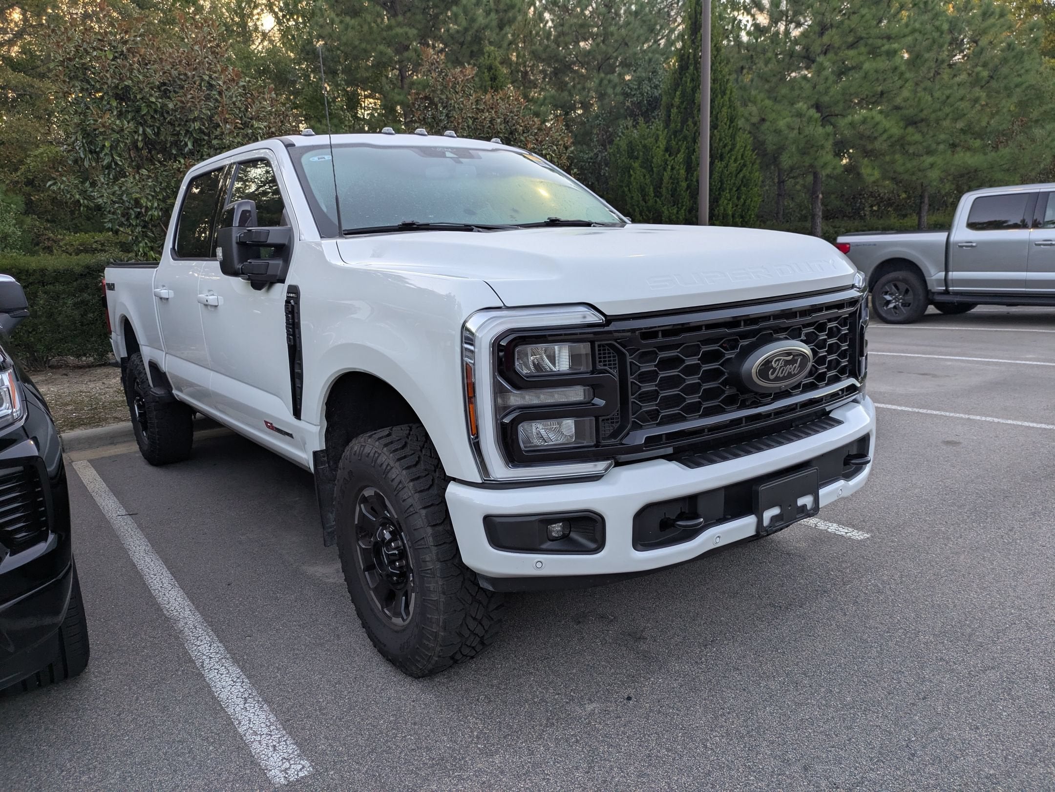2025 Ford Super Duty F-350 SRW LARIAT