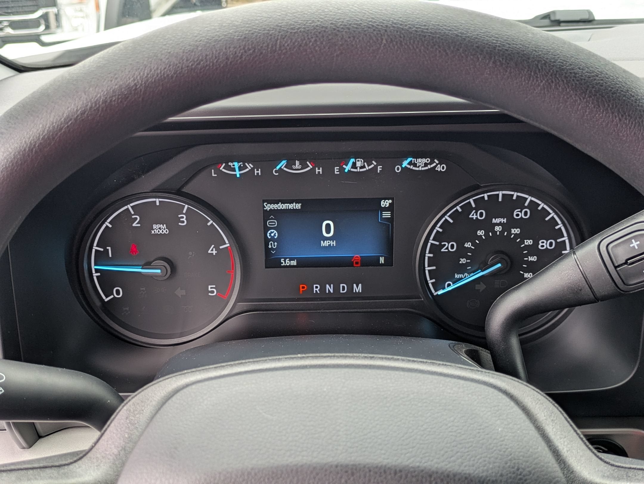 2027 Ford Super Duty F-350 SRW XLT