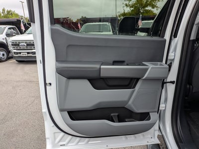 2027 Ford Super Duty F-350 SRW XLT