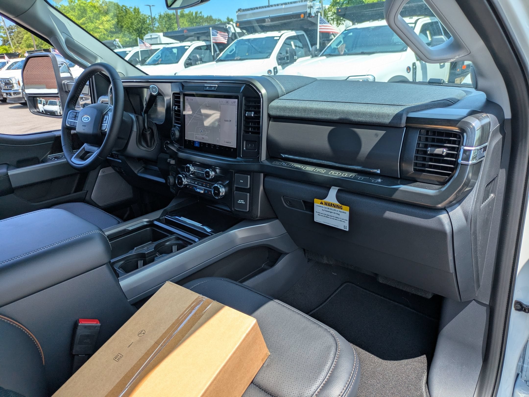 2026 Ford Super Duty F-350 SRW LARIAT