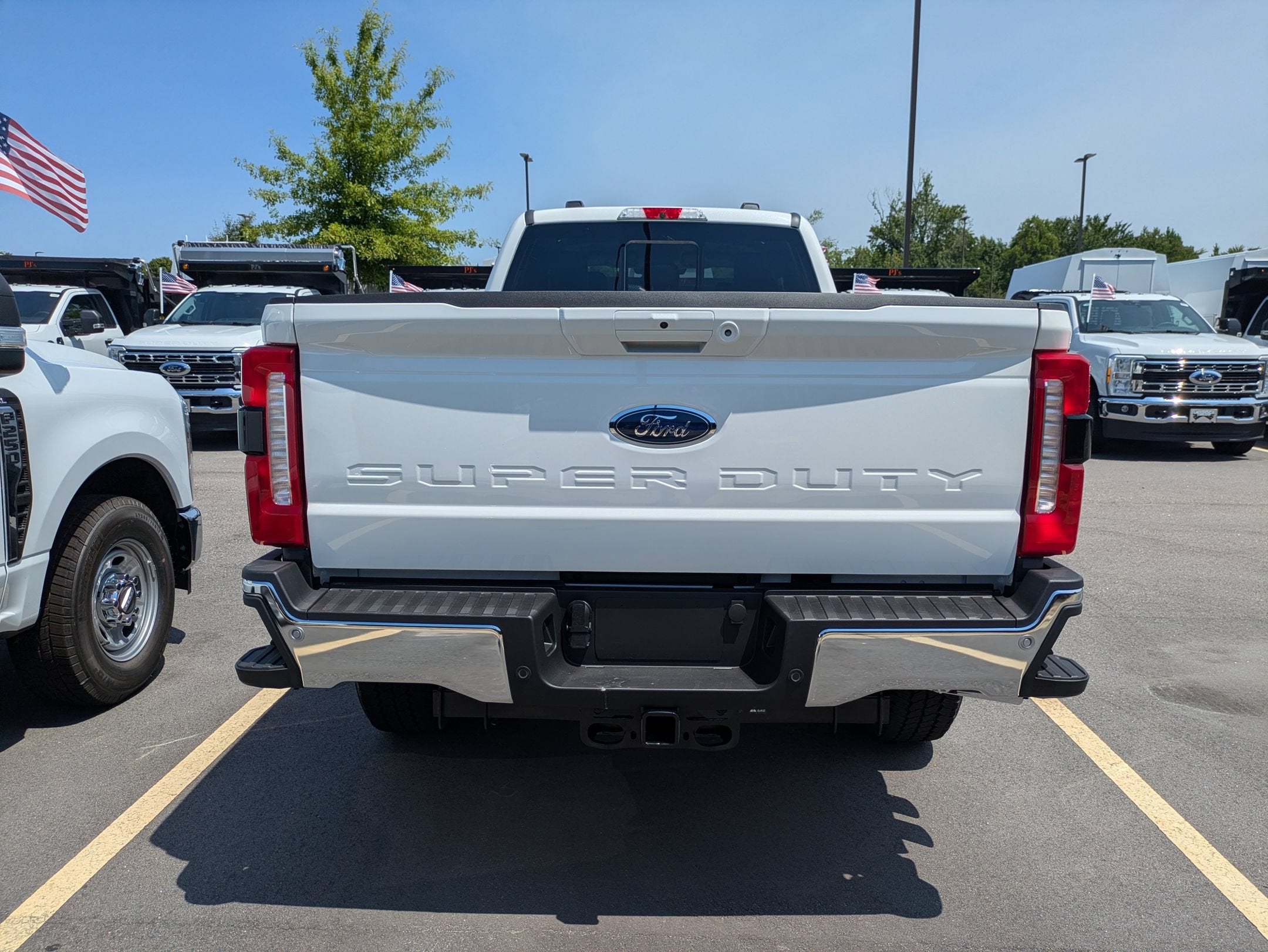2026 Ford Super Duty F-350 SRW LARIAT