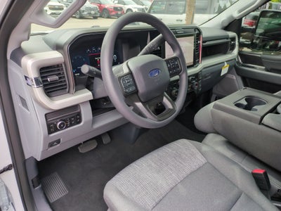 2027 Ford Super Duty F-350 SRW XLT