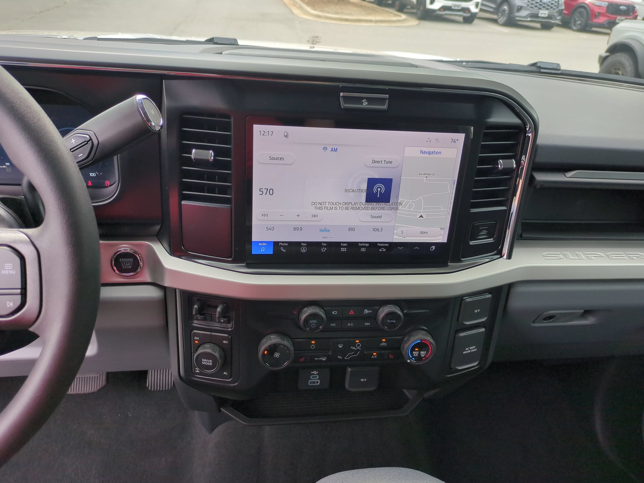 2027 Ford Super Duty F-350 SRW XLT