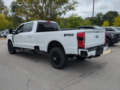 2027 Ford Super Duty F-350 SRW XLT