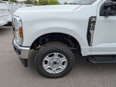 2026 Ford Super Duty F-350 SRW XLT