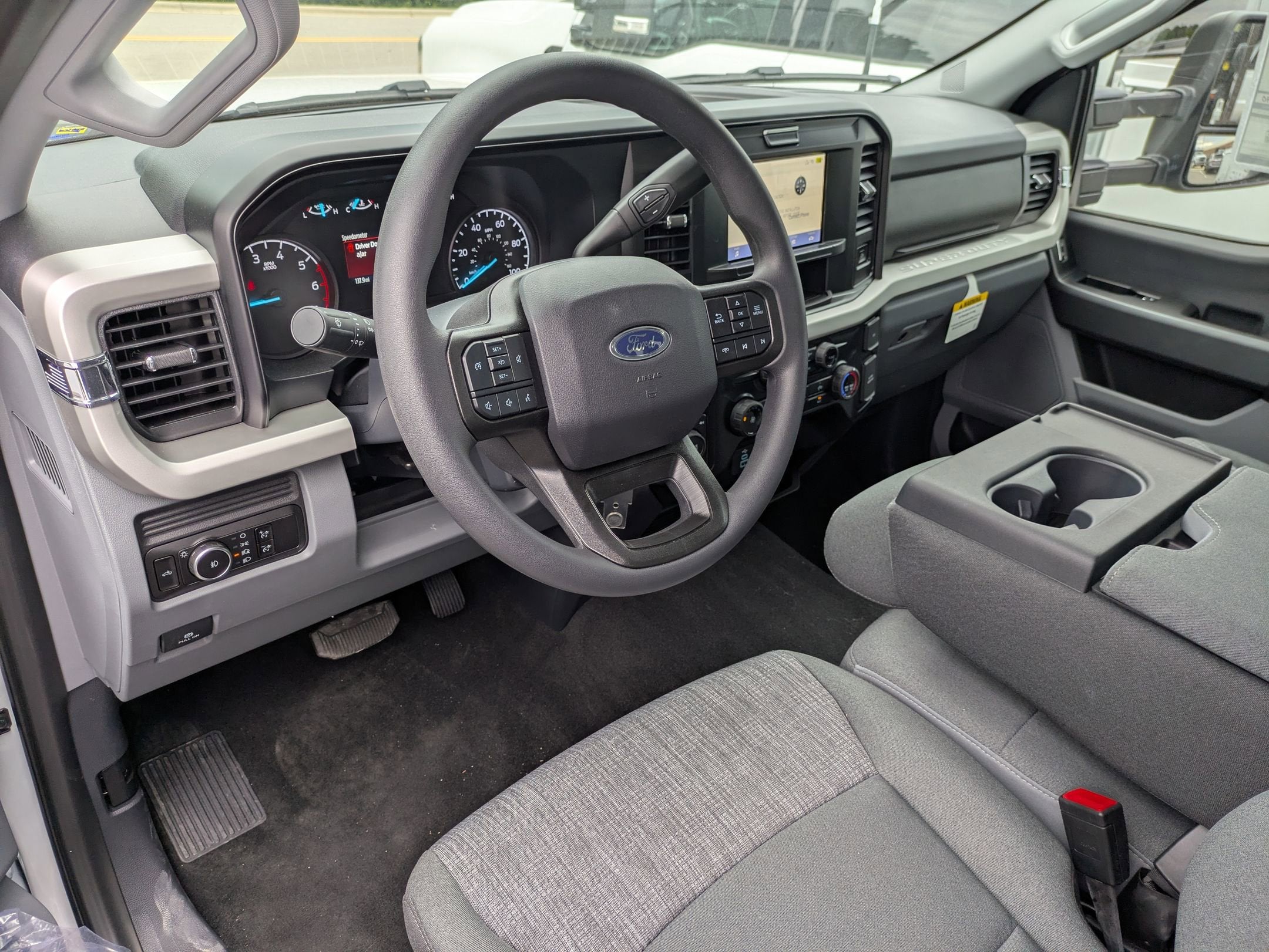 2026 Ford Super Duty F-350 SRW XLT