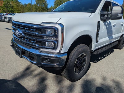 2027 Ford Super Duty F-350 SRW XLT