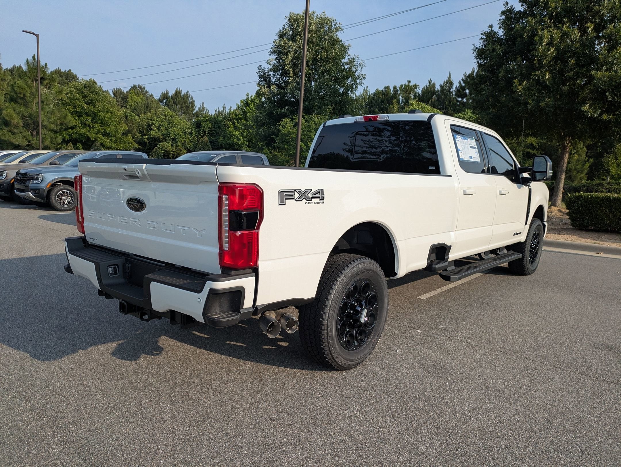 2026 Ford Super Duty F-350 SRW LARIAT