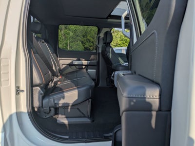 2026 Ford Super Duty F-350 SRW LARIAT