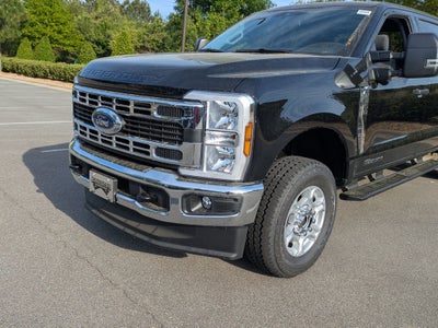 2026 Ford Super Duty F-350 SRW XLT