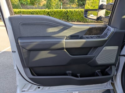 2026 Ford Super Duty F-350 SRW LARIAT