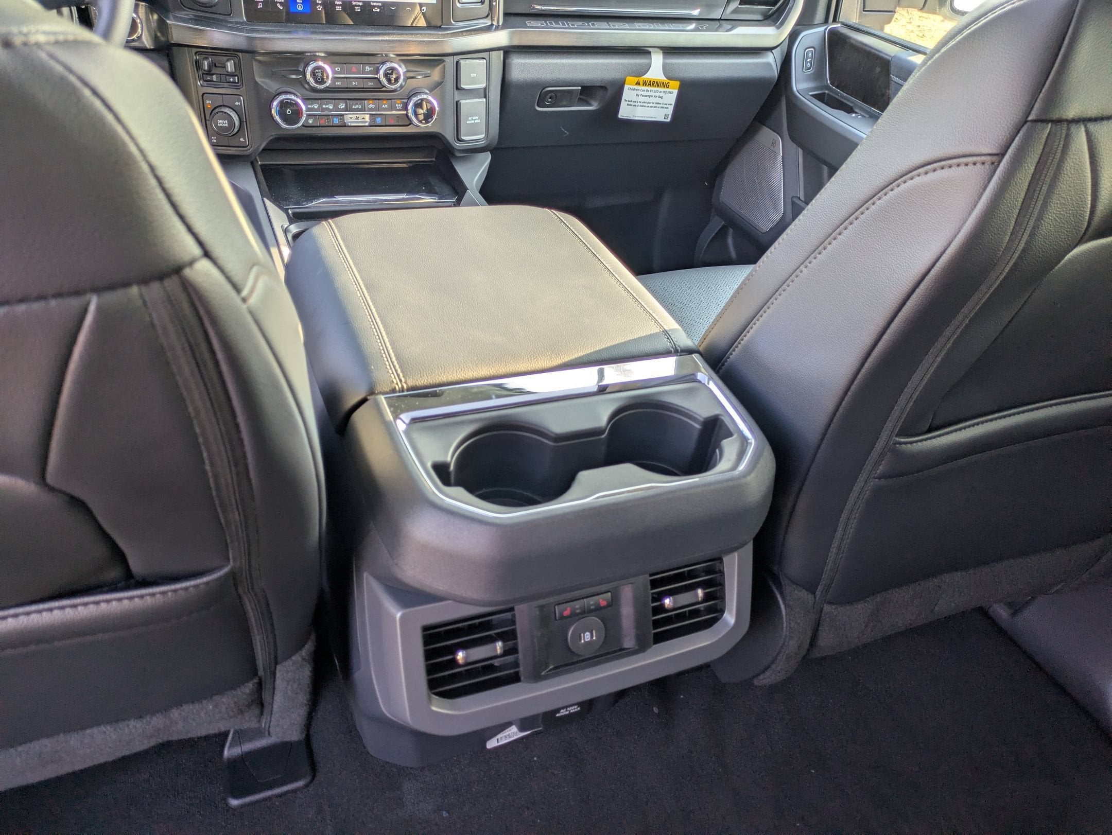 2026 Ford Super Duty F-350 SRW LARIAT