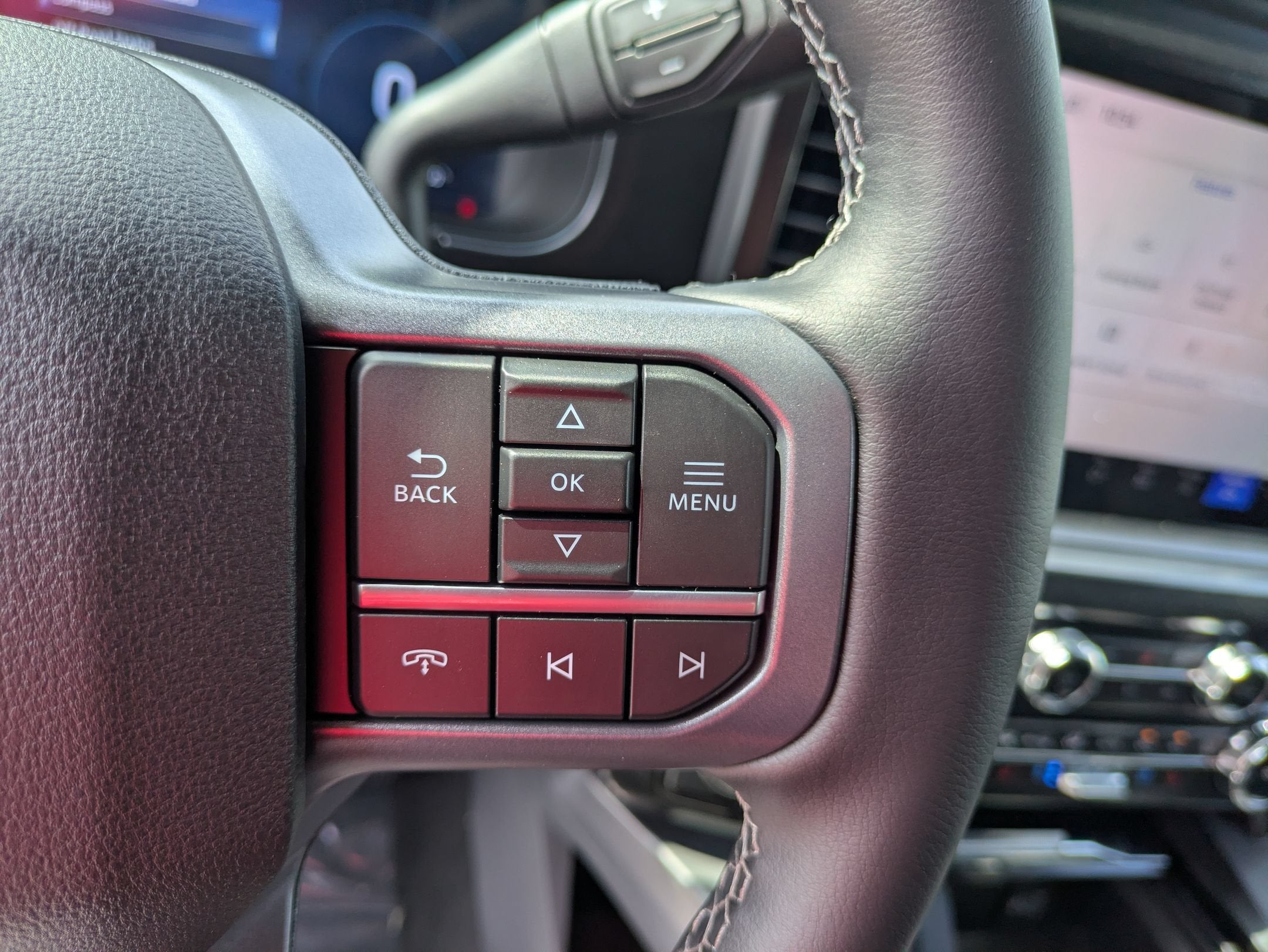2026 Ford Super Duty F-350 DRW LARIAT