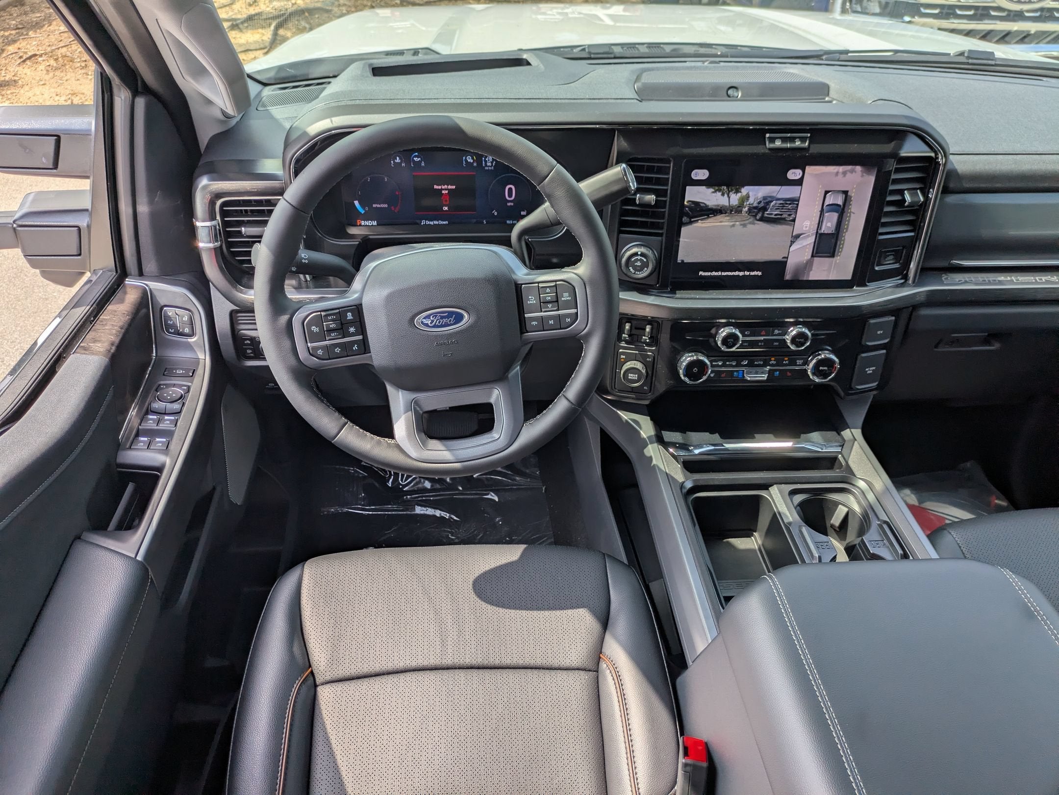 2026 Ford Super Duty F-350 DRW LARIAT