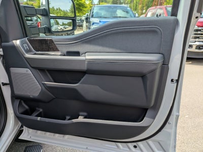 2026 Ford Super Duty F-350 DRW LARIAT