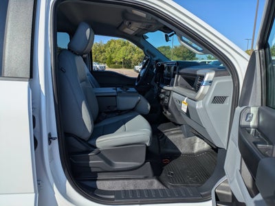 2027 Ford Super Duty F-350 DRW XL