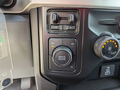 2026 Ford Super Duty F-350 DRW XLT