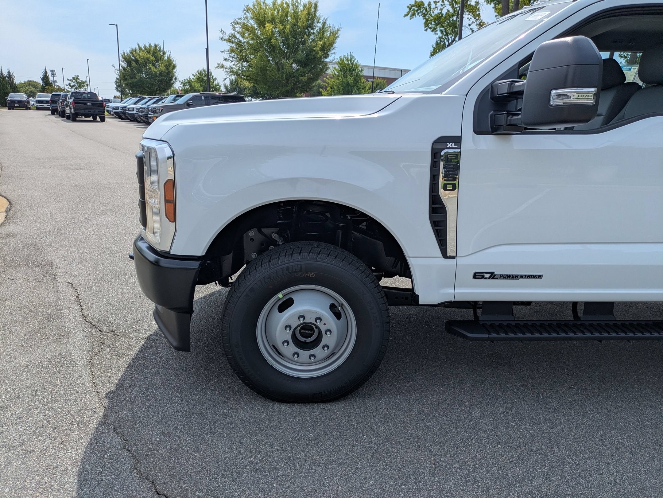 2026 Ford Super Duty F-350 DRW XL