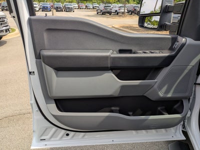 2026 Ford Super Duty F-350 DRW XL